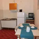 Apartment Maila *
